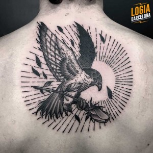 tattoo en la espalda - Halcon - Logia Barcelona 